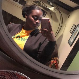 Meet your Posher, Samiyah
